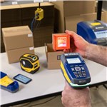 Brady 177229 - V4500 Wireless Bluetooth Programmable Barcode Scanner & Cradle Kit -  1D, 2D, QR Code